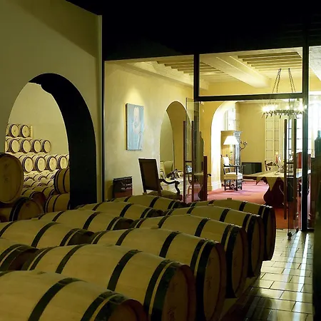 住宿加早餐酒店 Chateau La Tour Carnet 3*