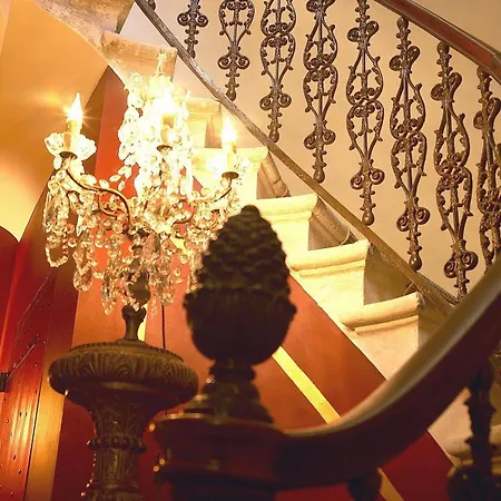 住宿加早餐酒店 Chateau La Tour Carnet